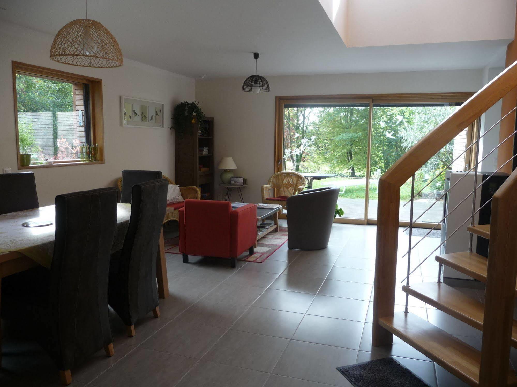 Bed and Breakfast Le Jardin Aux Oiseaux Férel Exterior foto